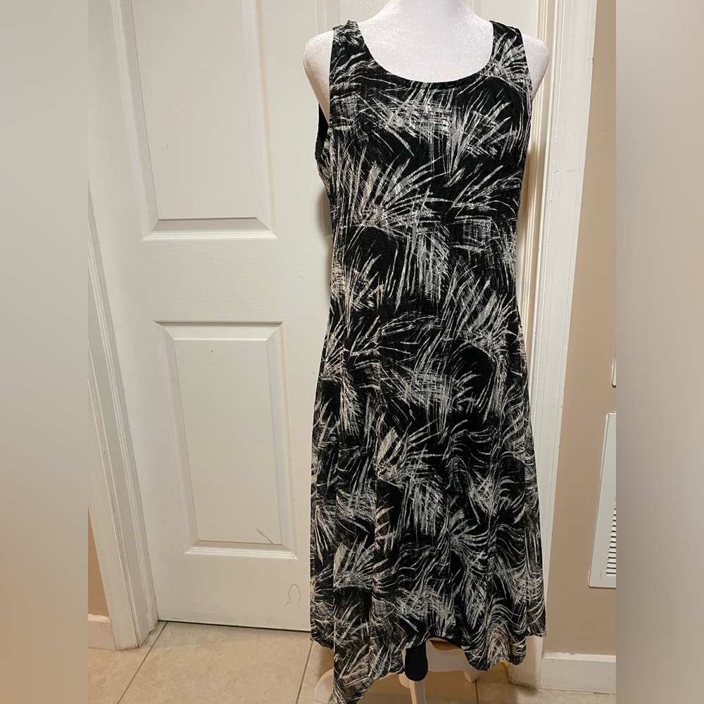 Softworks Black & White Dress Medium